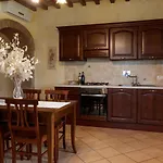 Borgo Dei Gigli مزرعة للإقامة *