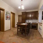 Borgo Dei Gigli مزرعة للإقامة