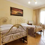 Borgo Dei Gigli مزرعة للإقامة