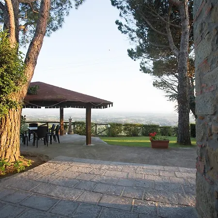Agroturismo Borgo Dei Gigli *